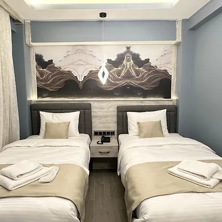 Blue Moonrise Ξενοδοχείο 5*